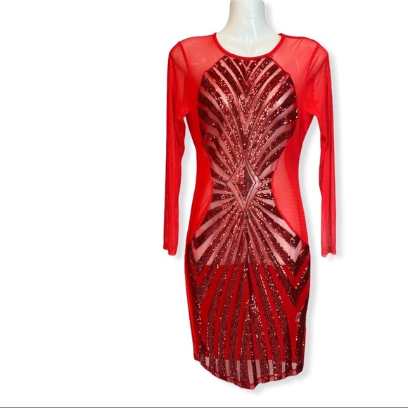 Red Sheer Mesh Geometric Bodycon Cocktail Dress - Picture 2 of 6